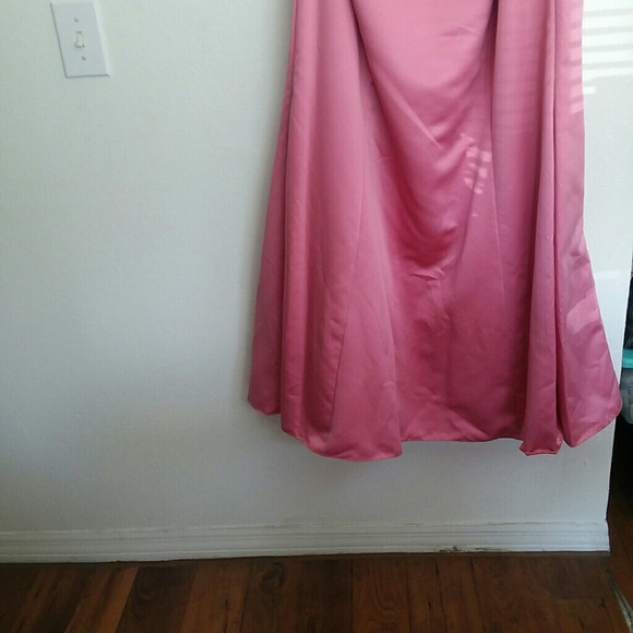 Formal Dress - Picture 6 of 7